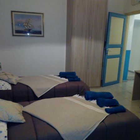 B&B Dell' Abbaddu Сассари Экстерьер фото